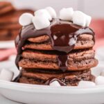 Panqueques de Chocolate Caliente con Ganache