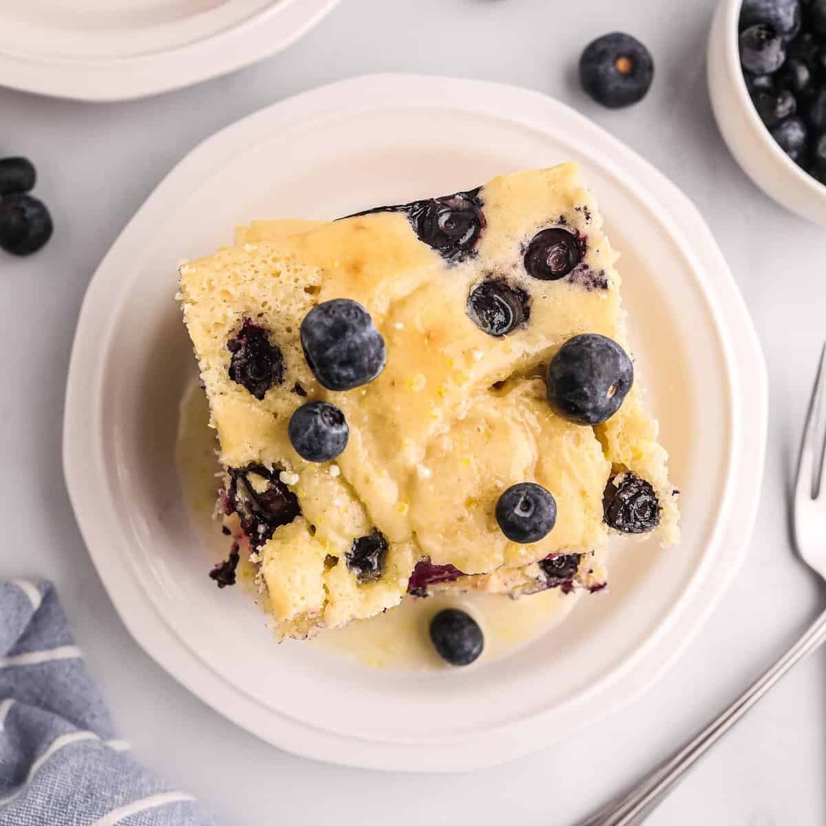 Panqueques de Limón y Arándanos en Bandeja