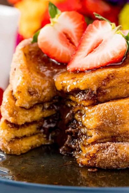 Tostadas Francesas Rellenas de Nutella con Cobertura de Churro
