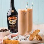 Latte irlandés helado con crema