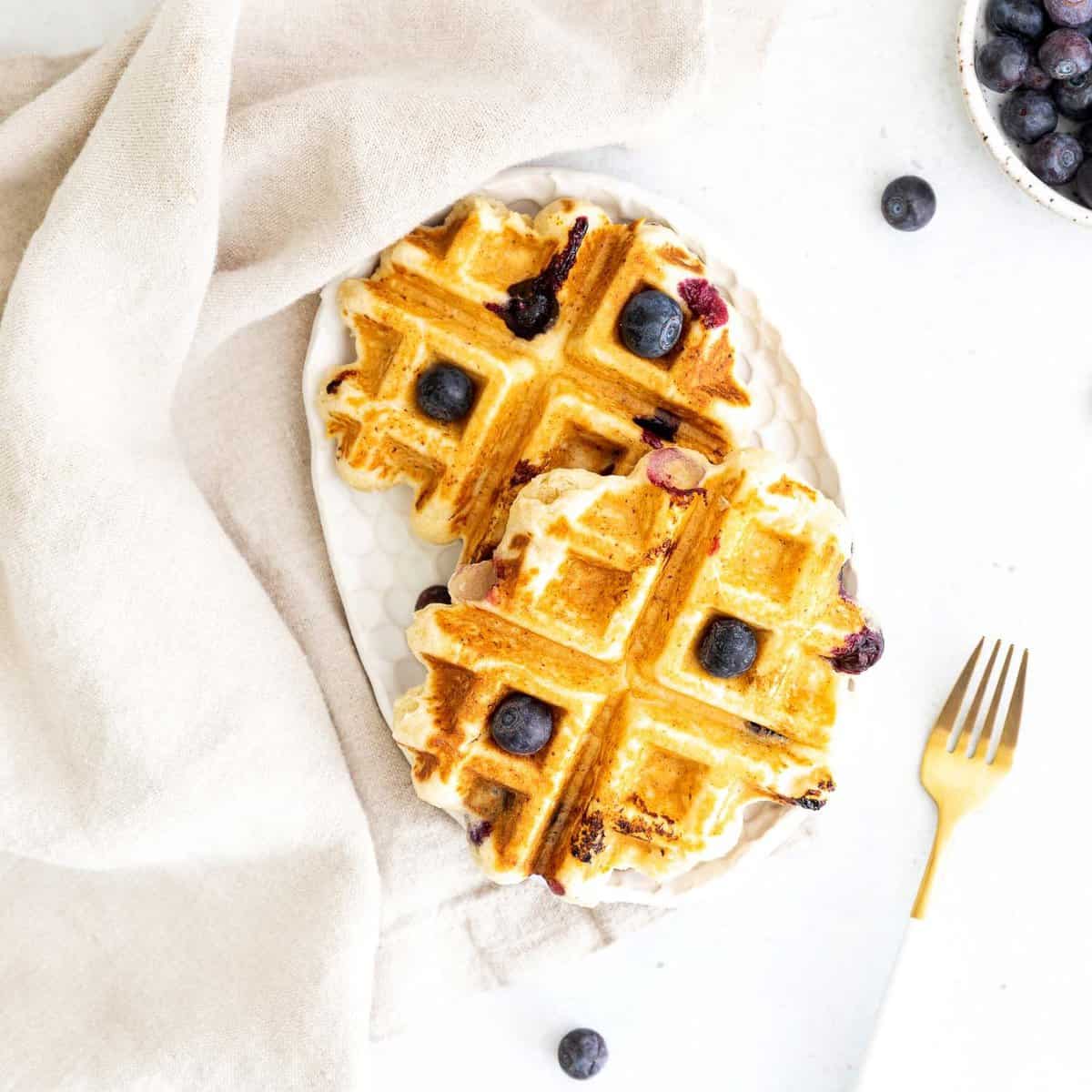 Waffles de Ricotta y Arándanos
