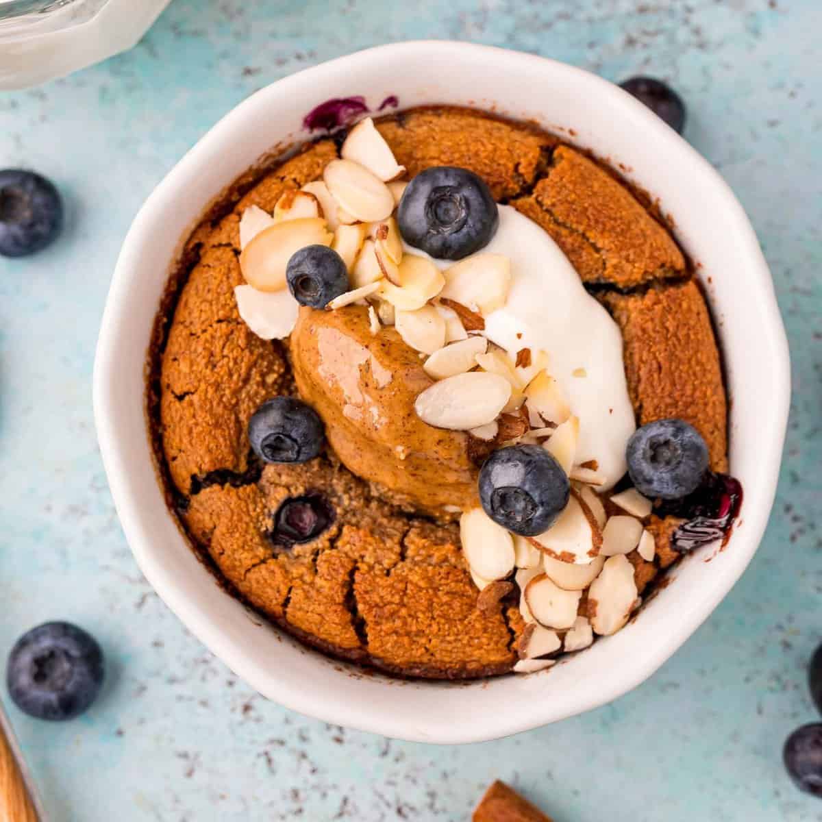 Avena al horno con arándanos al estilo TikTok