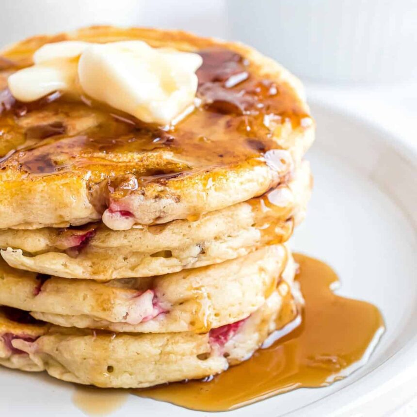 Panqueques de fresa con suero de leche