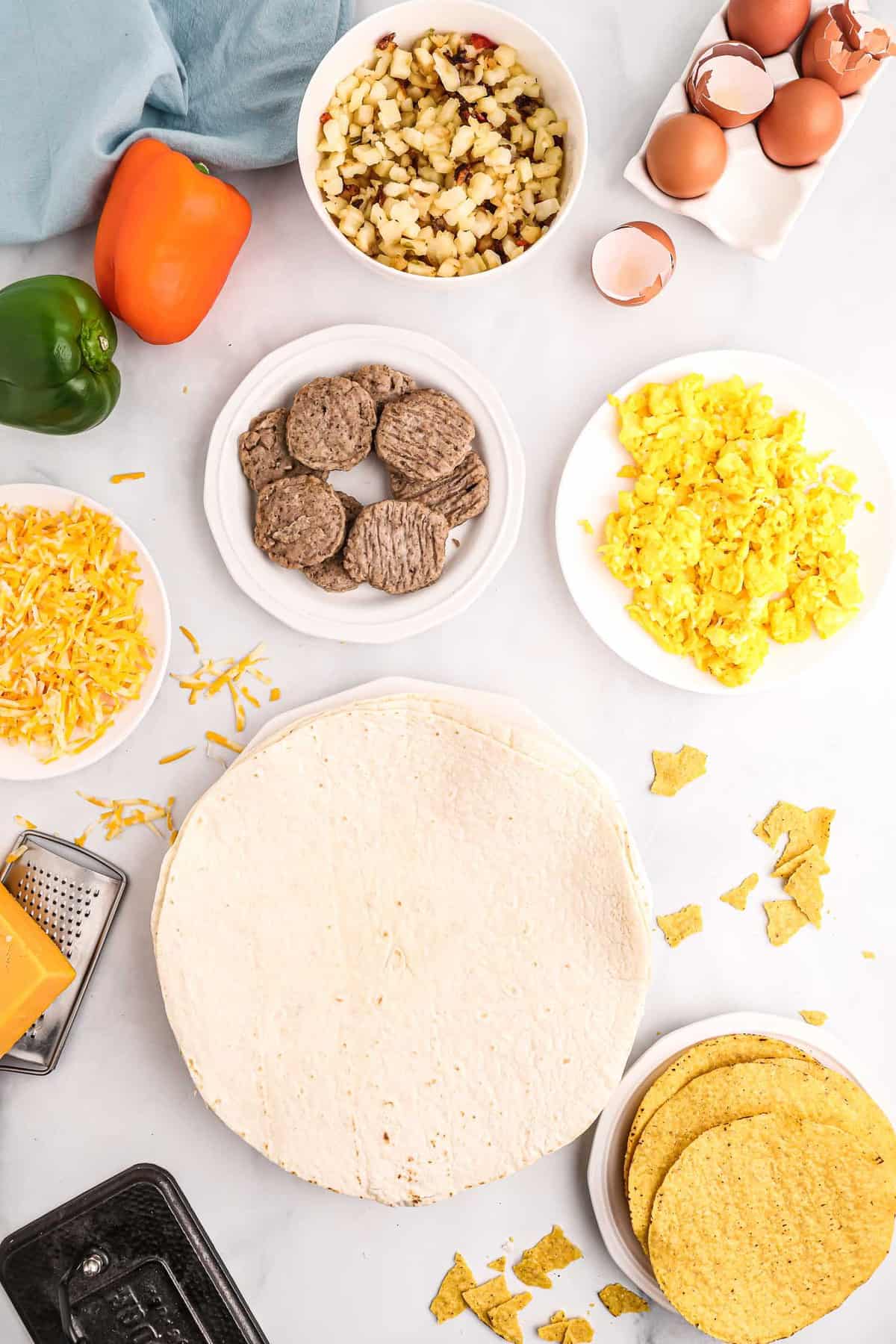 Vista aérea de los ingredientes necesarios para la receta.