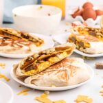 Crunchwraps de desayuno – salchicha y queso