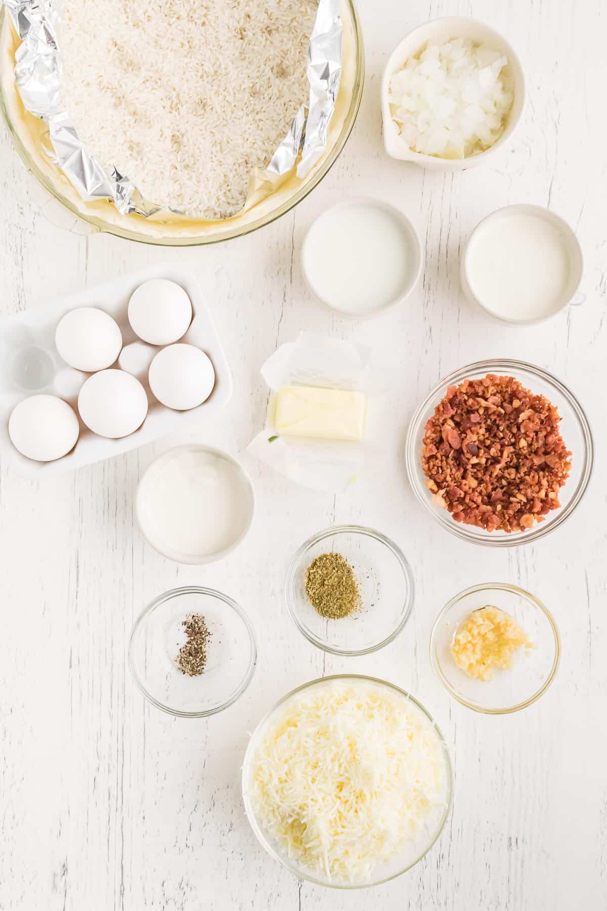 Vista aérea de los ingredientes necesarios para la receta.