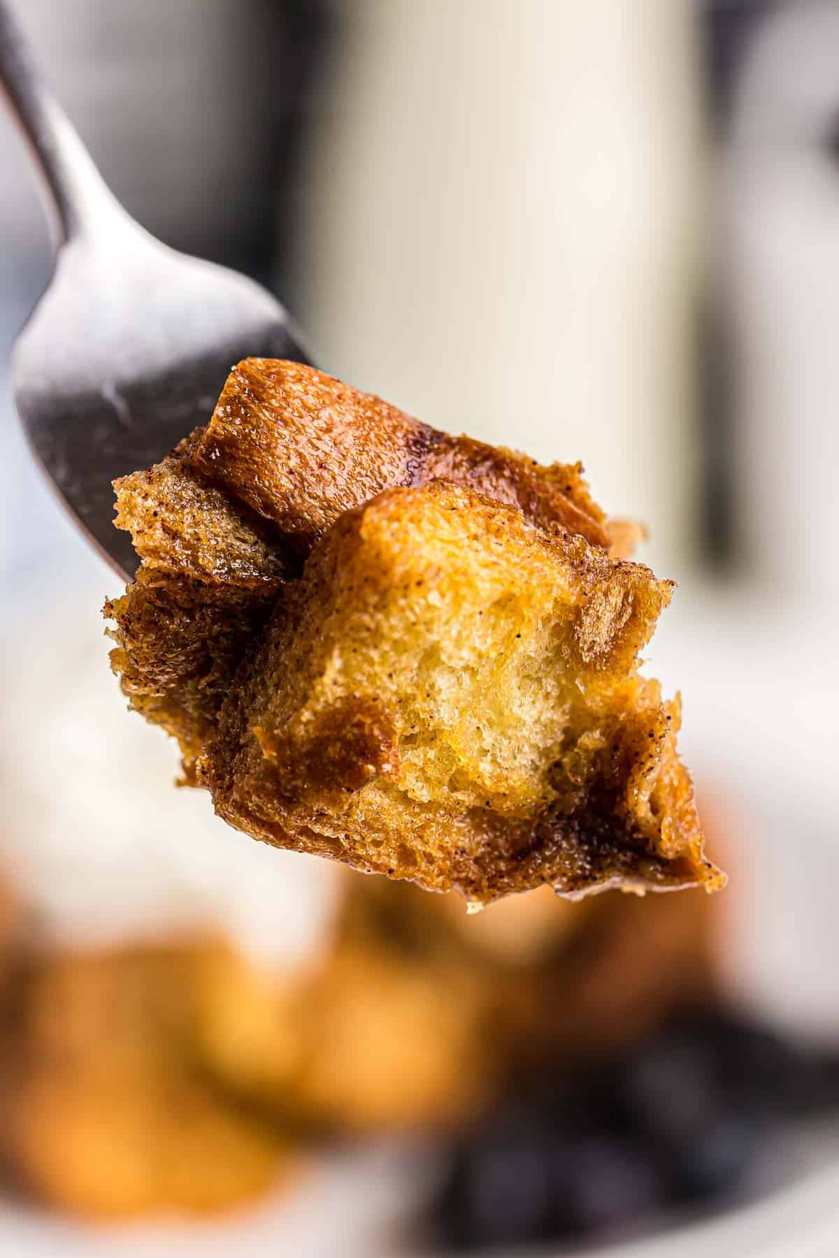 Panqueque francés en un tenedor.
