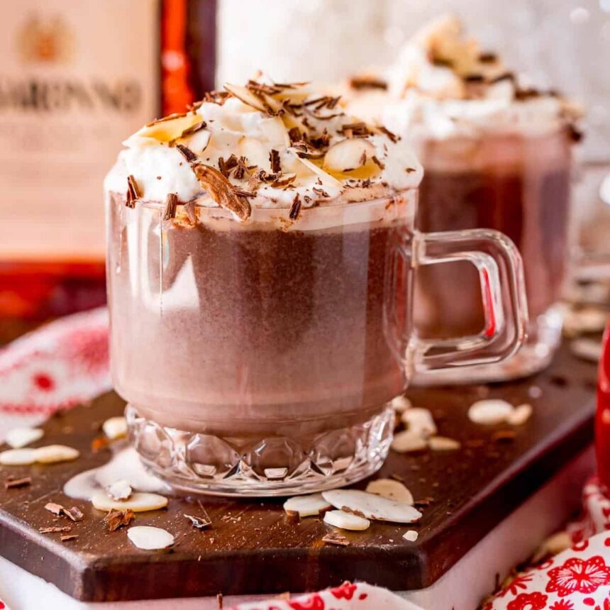 Chocolate Caliente de Amaretto