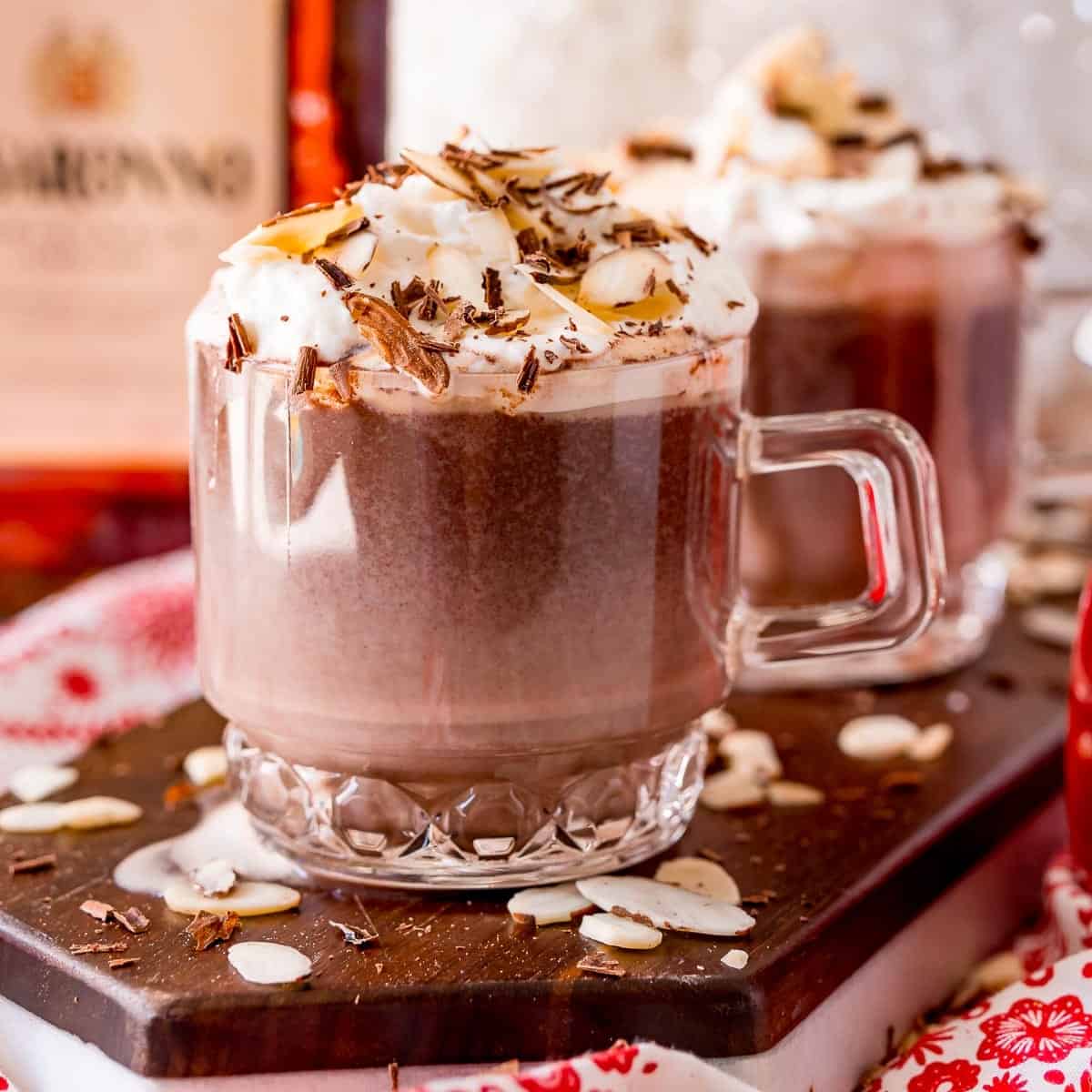 Chocolate Caliente de Amaretto