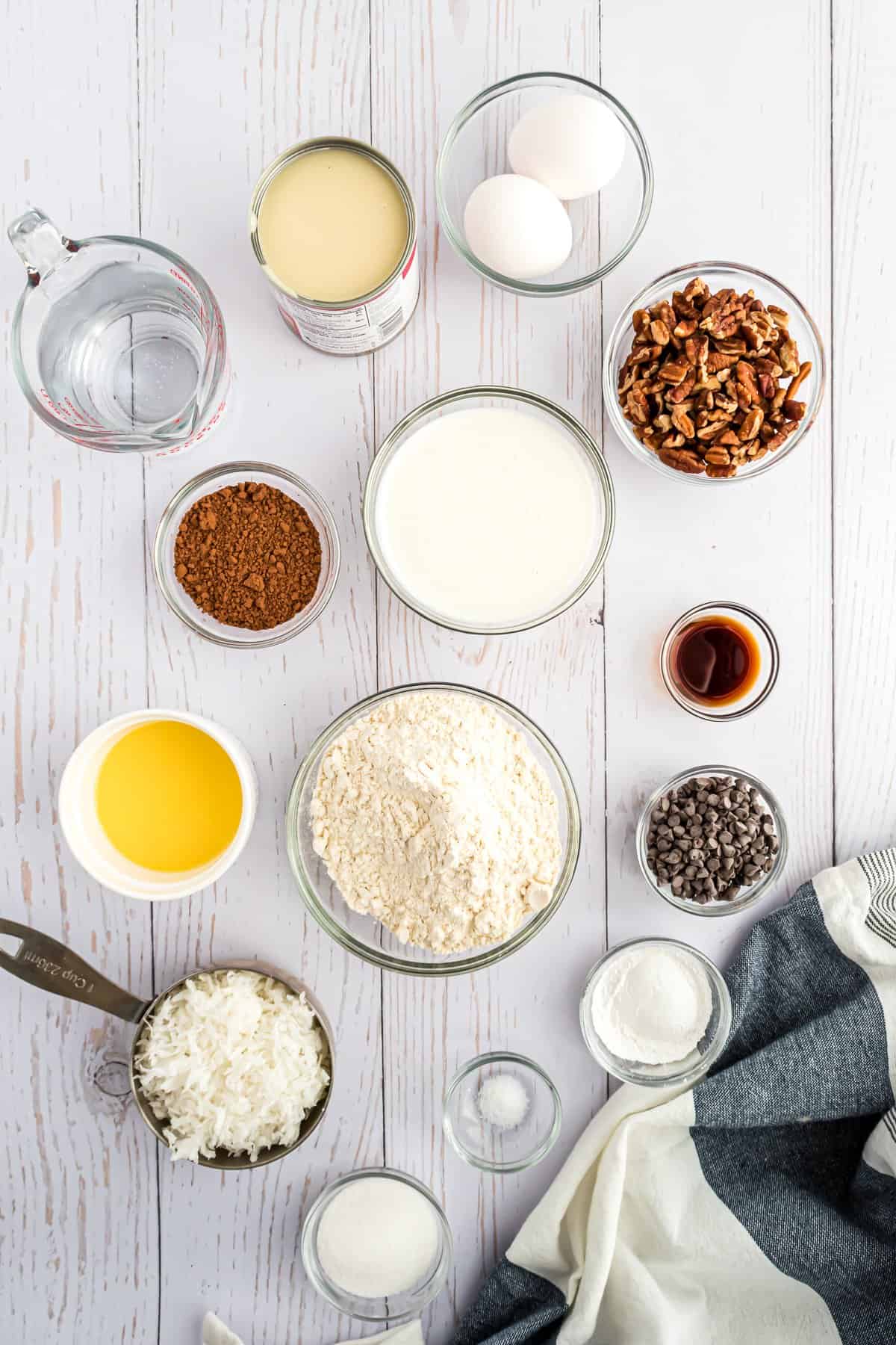 Vista superior de los ingredientes necesarios para la receta.