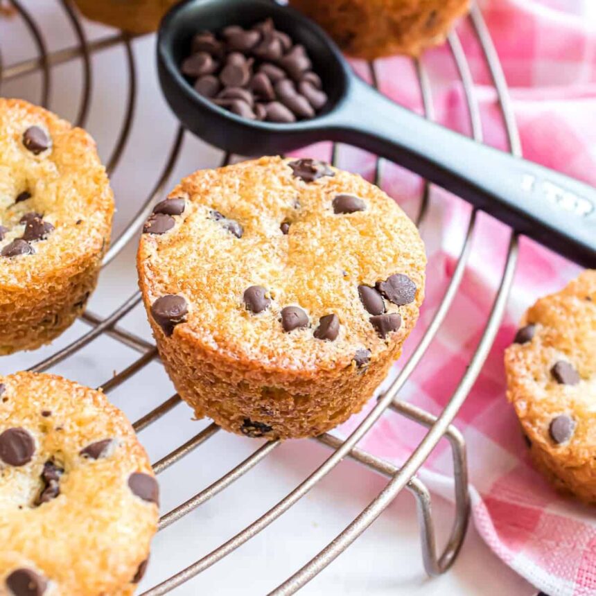 Mini Muffins de Mezcla para Panqueques con Chispas de Chocolate