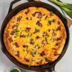 Panqueque Holandés Salado de Tocino con Queso Cheddar