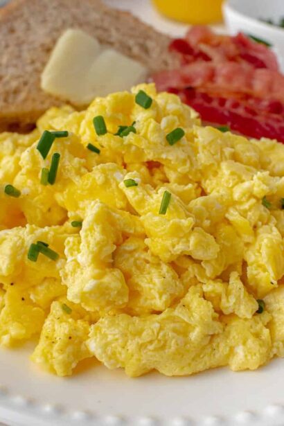 Cómo hacer huevos revueltos: ¡esponjosos y perfectos!