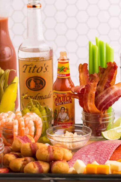 Barra de Bloody Mary en una tabla
