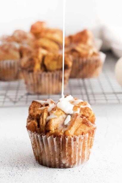 Muffins de Pan de Mono de Calabaza elaborados con Rollos de Canela